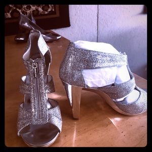 Ladies dress heels